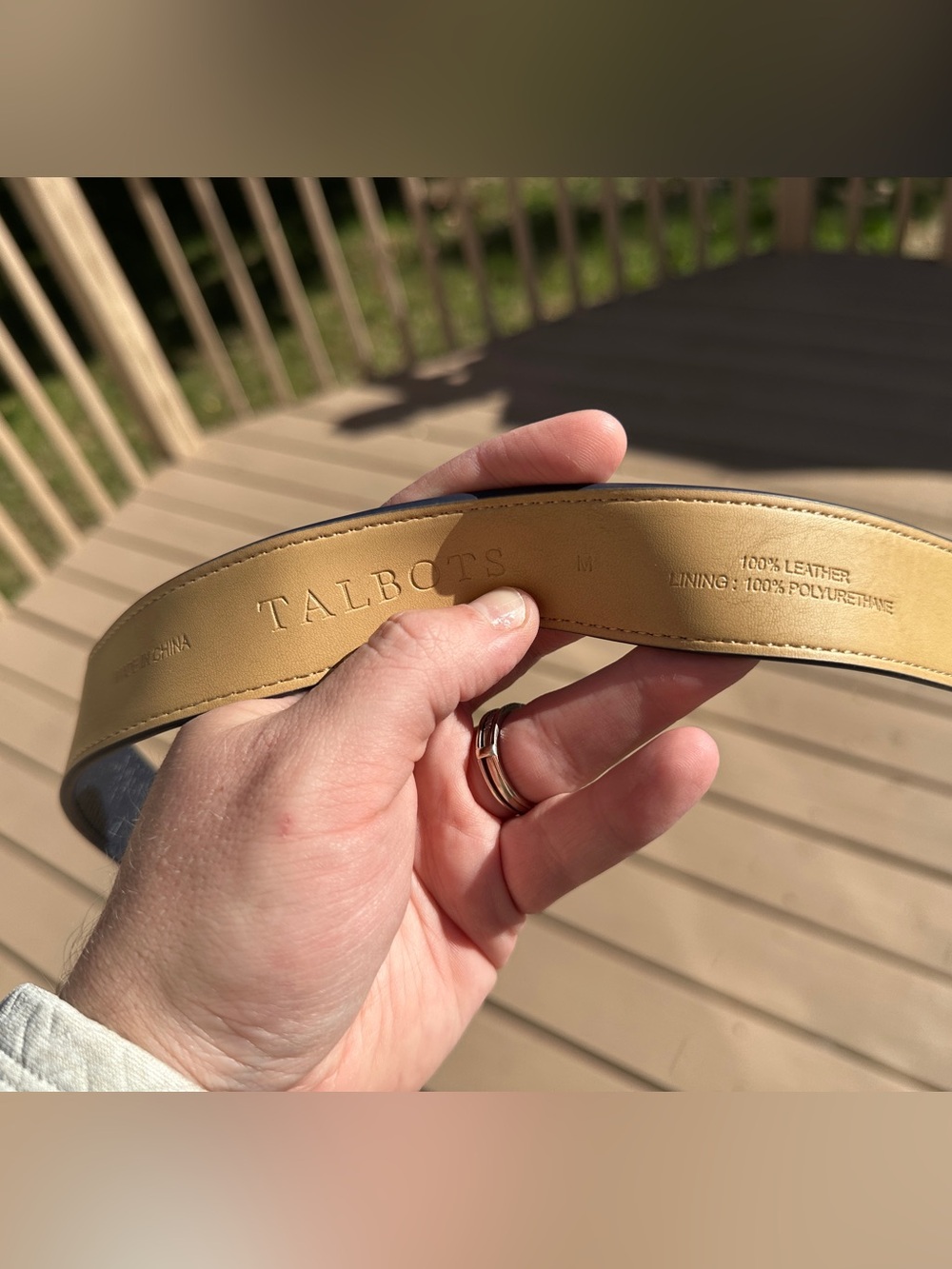 Talbots Navy Pebbled Leather Belt with Silver Round Buckle- Size M - Picture 4 of 4